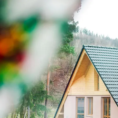 Apartament Czerwone Korale 아파트 카르파츠